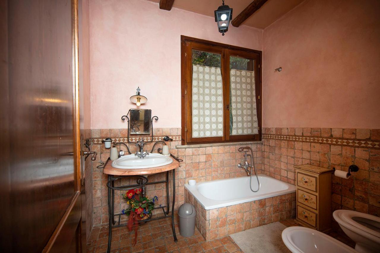 Katia Loreti Holiday home Capodacqua (Foligno)