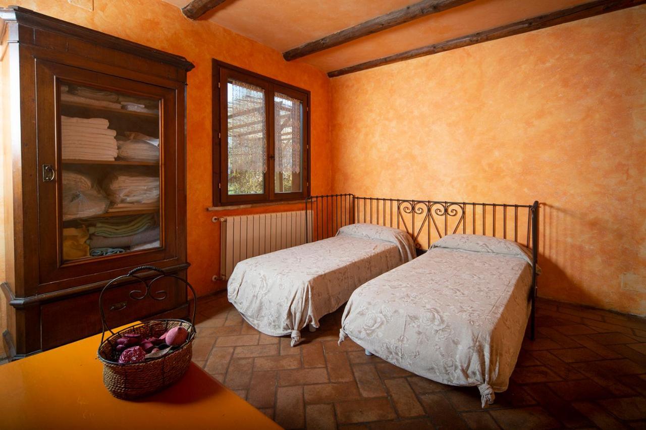 Katia Loreti Holiday home Capodacqua (Foligno)